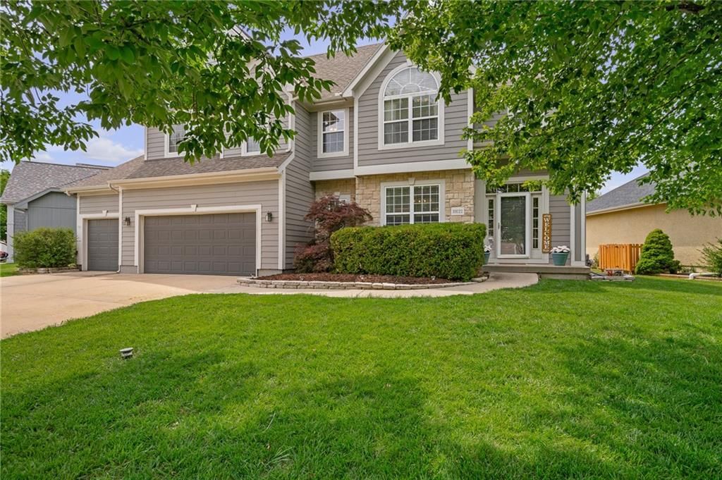 10122 Theden Circle — photo 3