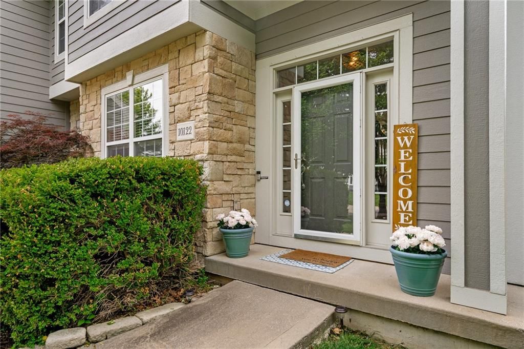 10122 Theden Circle — photo 5