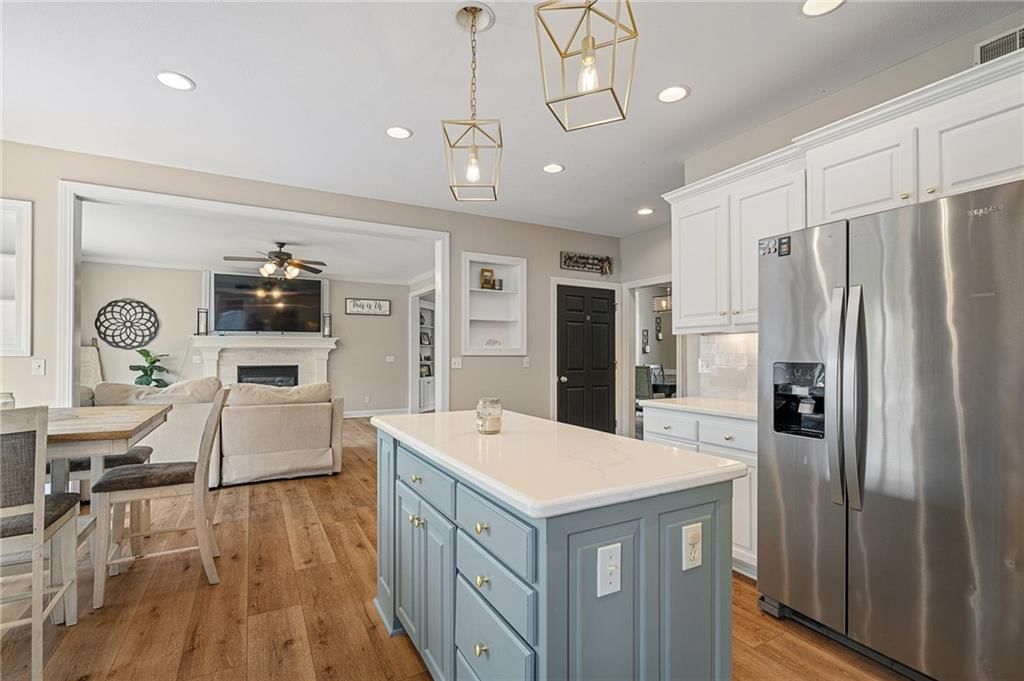 10122 Theden Circle — photo 14