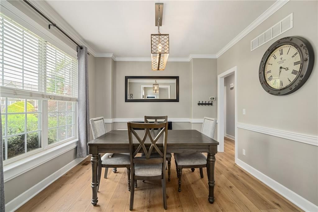 10122 Theden Circle — photo 18