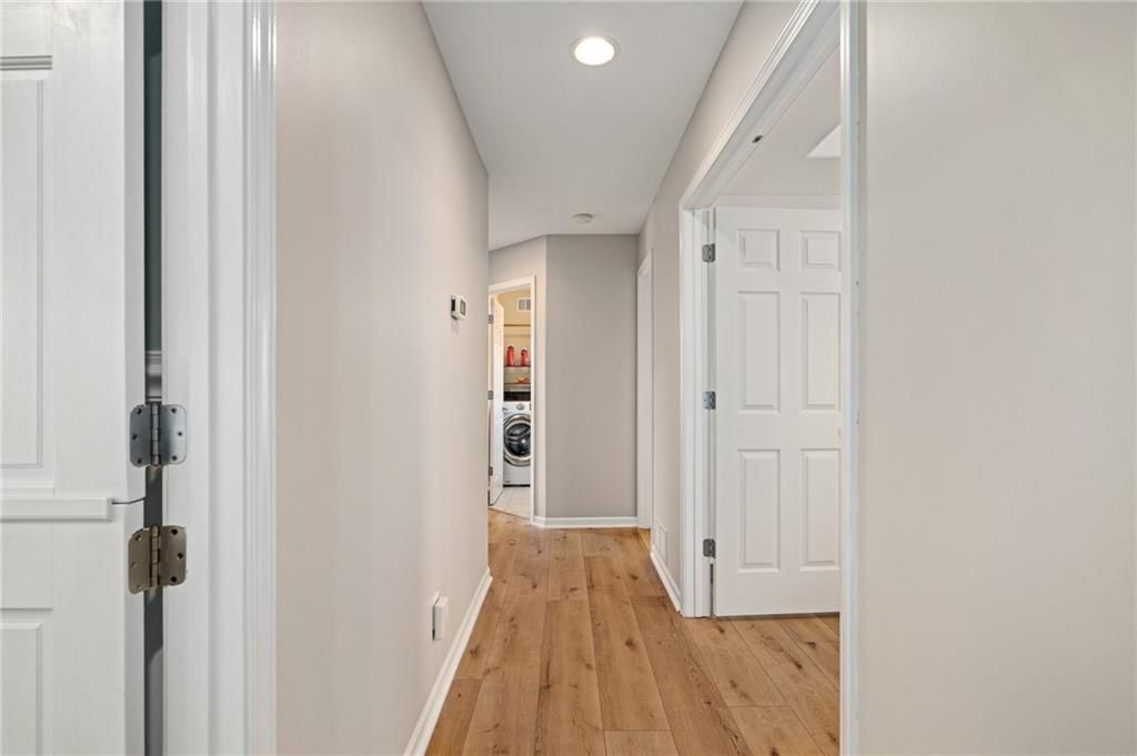 10122 Theden Circle — photo 22