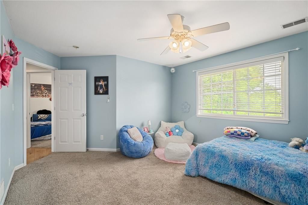 10122 Theden Circle — photo 32