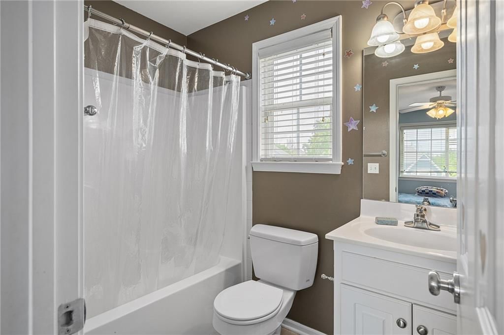 10122 Theden Circle — photo 33