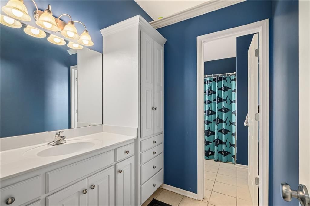 10122 Theden Circle — photo 36