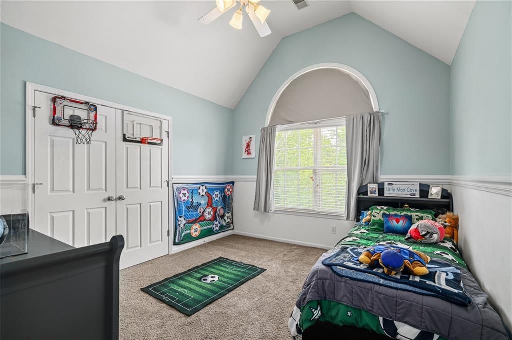 10122 Theden Circle — photo 37