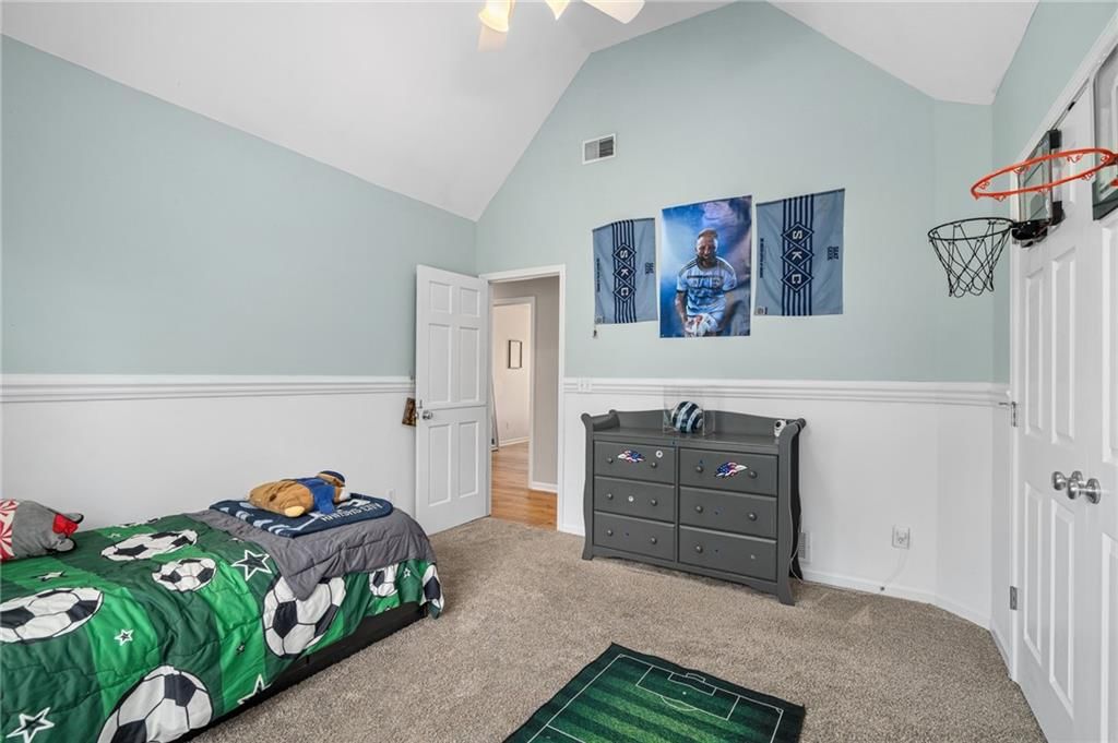 10122 Theden Circle — photo 38