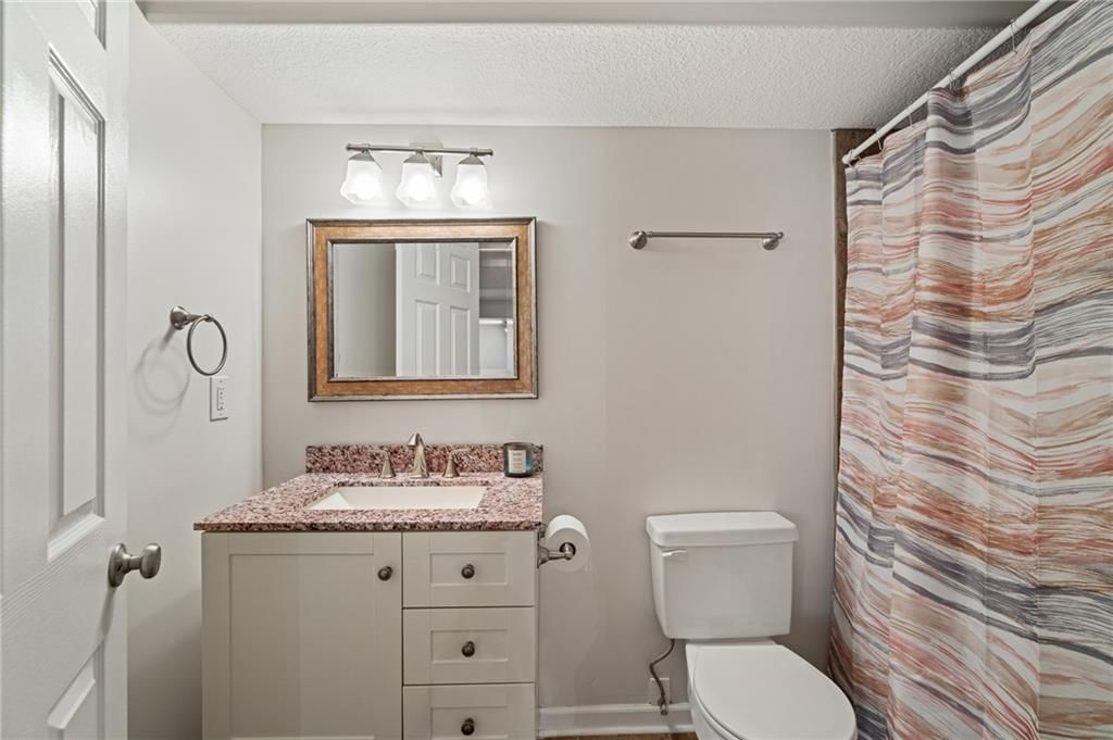 10122 Theden Circle — photo 44