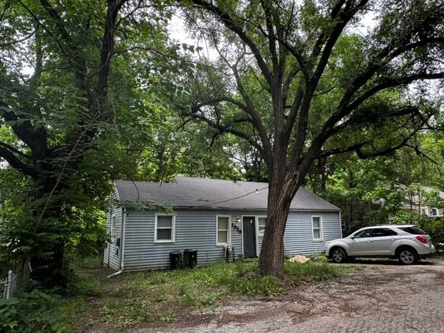 1526 Valley Road — photo 1
