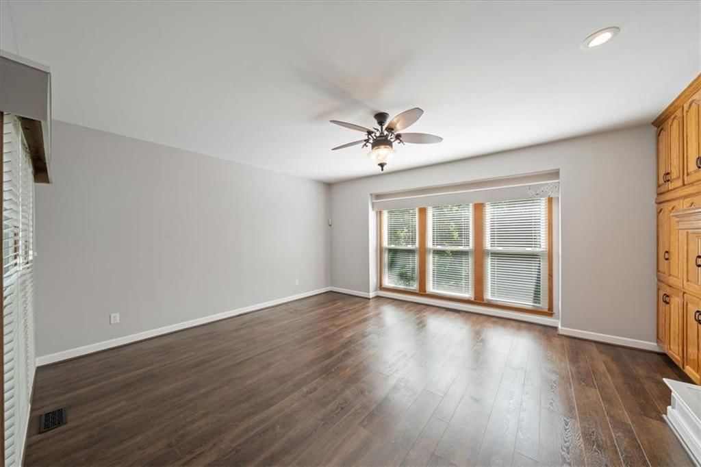 7801 N Revere Drive — photo 7