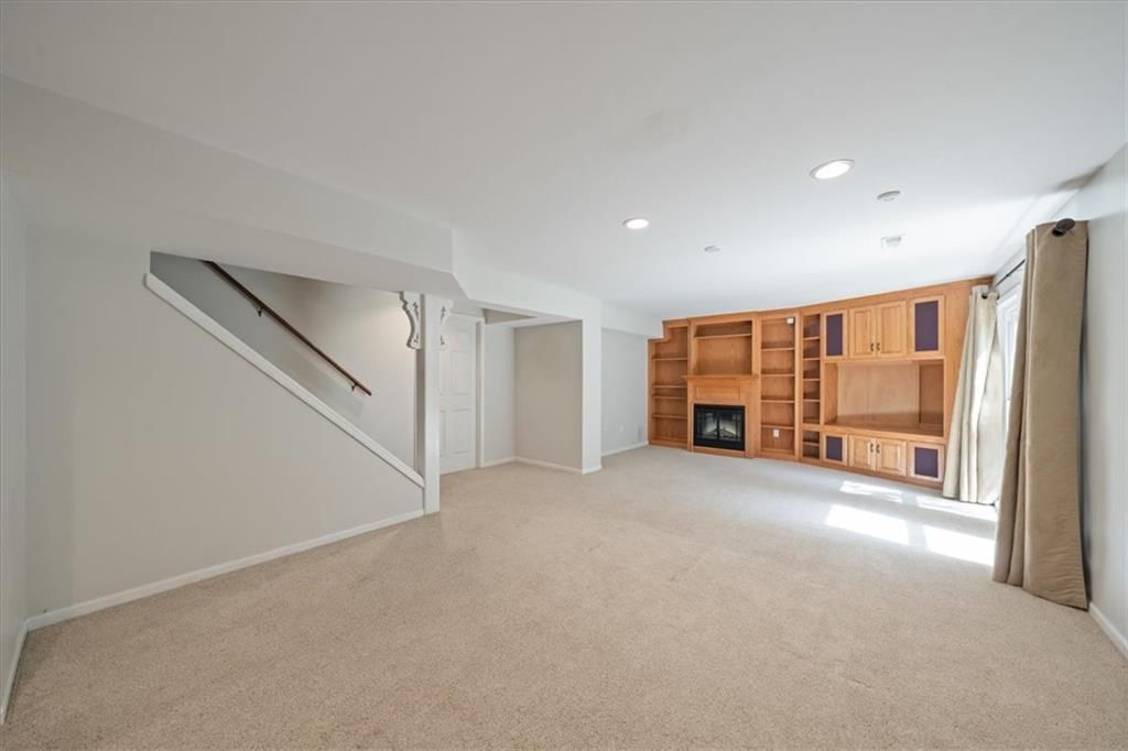 7801 N Revere Drive — photo 28