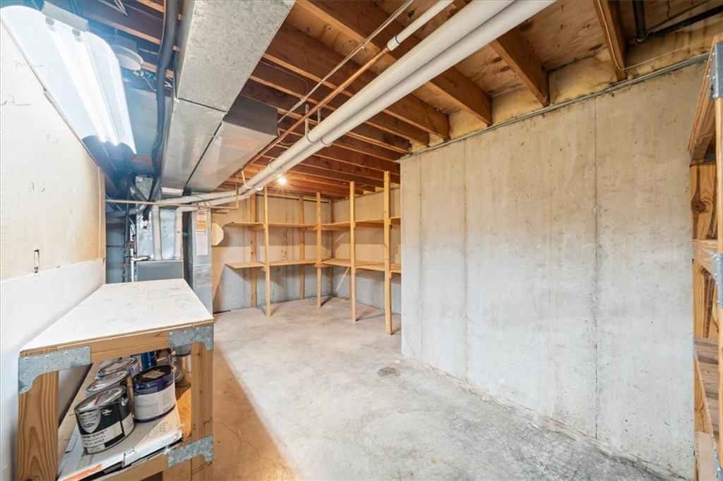 7801 N Revere Drive — photo 32
