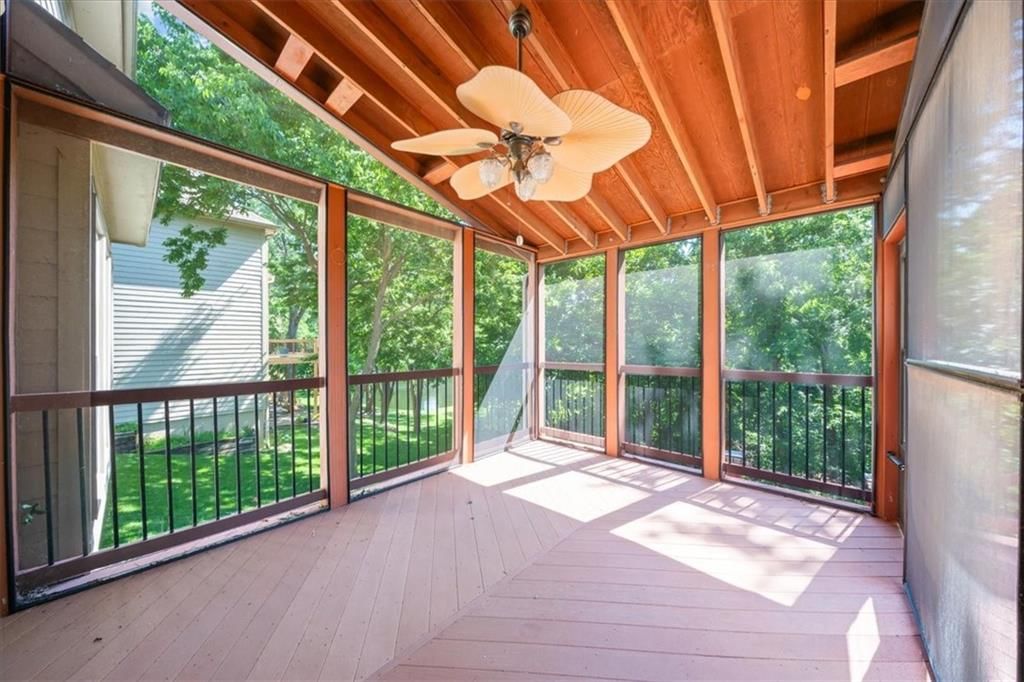 7801 N Revere Drive — photo 33
