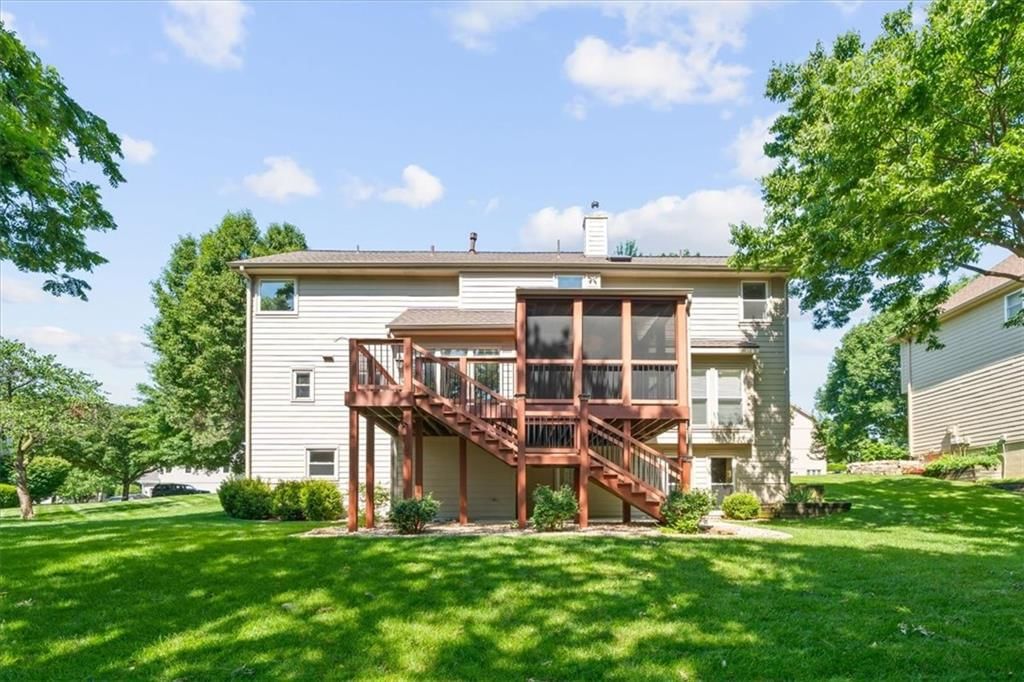 7801 N Revere Drive — photo 35