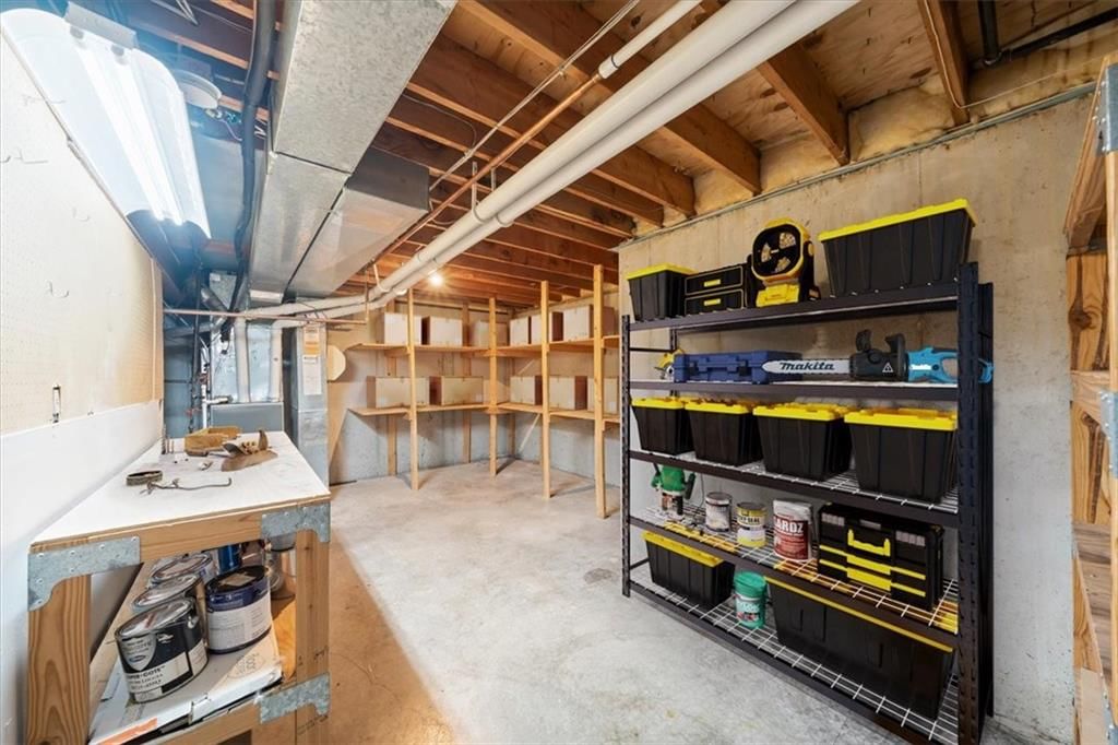 7801 N Revere Drive — photo 53