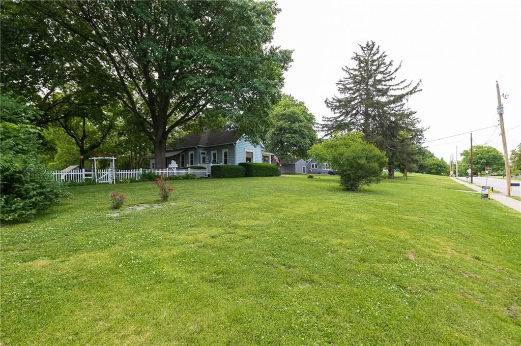 2304 Maple Avenue — photo 25