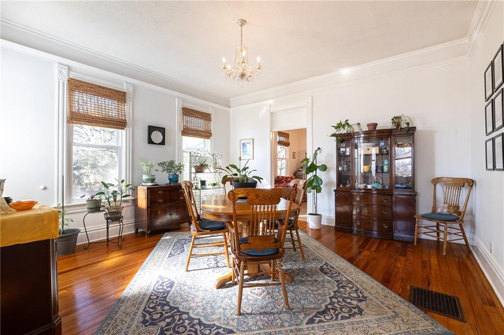 2304 Maple Avenue — photo 31
