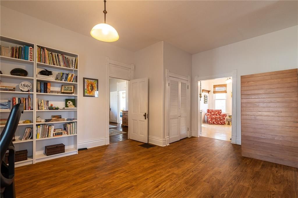 2304 Maple Avenue — photo 42