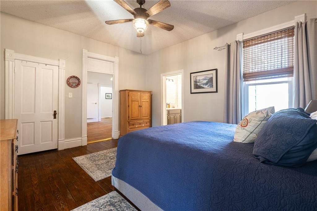 2304 Maple Avenue — photo 45