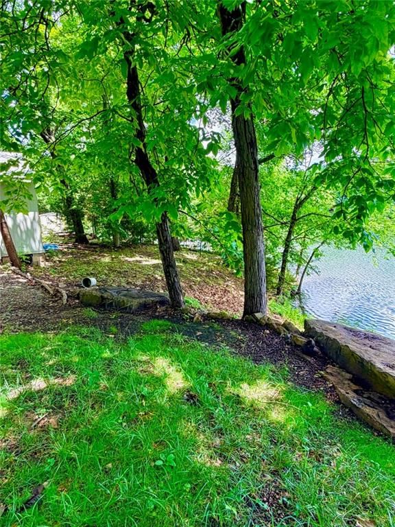 33 NW Lakeside Drive — photo 12