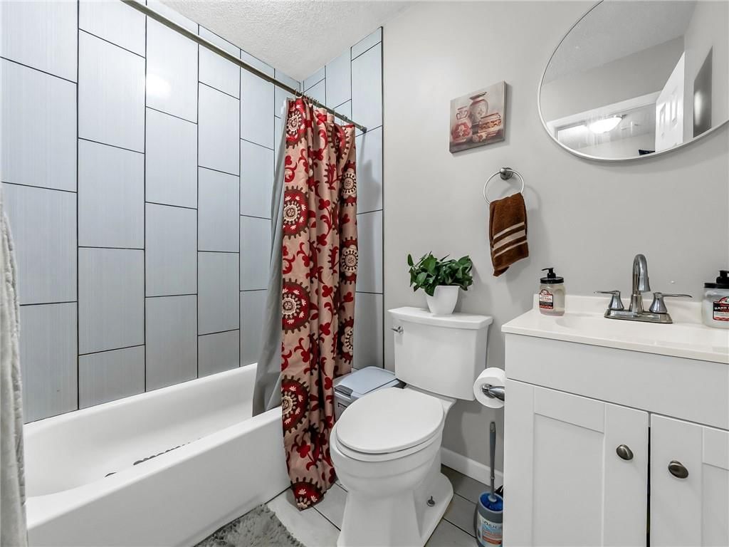 11805 Fuller Avenue — photo 18