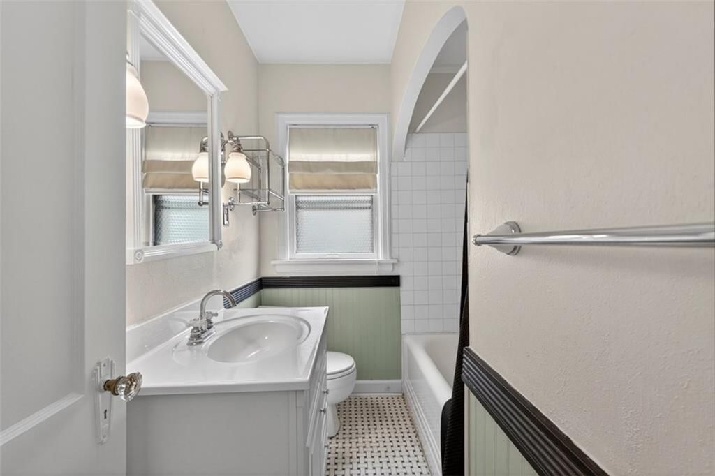 2112 W 48th Terrace — photo 16