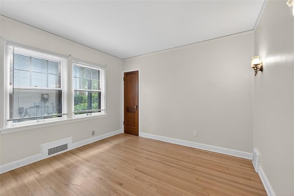 2112 W 48th Terrace — photo 18