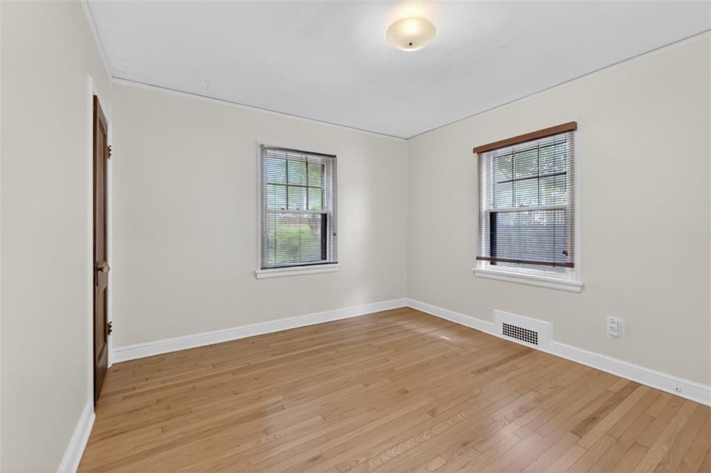 2112 W 48th Terrace — photo 21