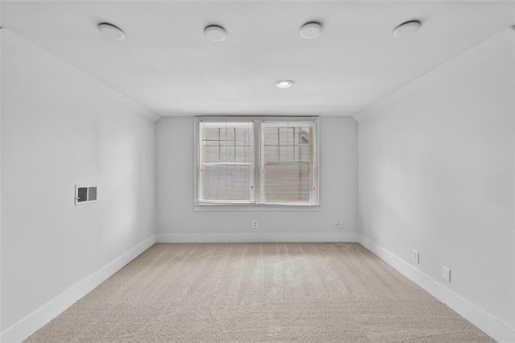 2112 W 48th Terrace — photo 30