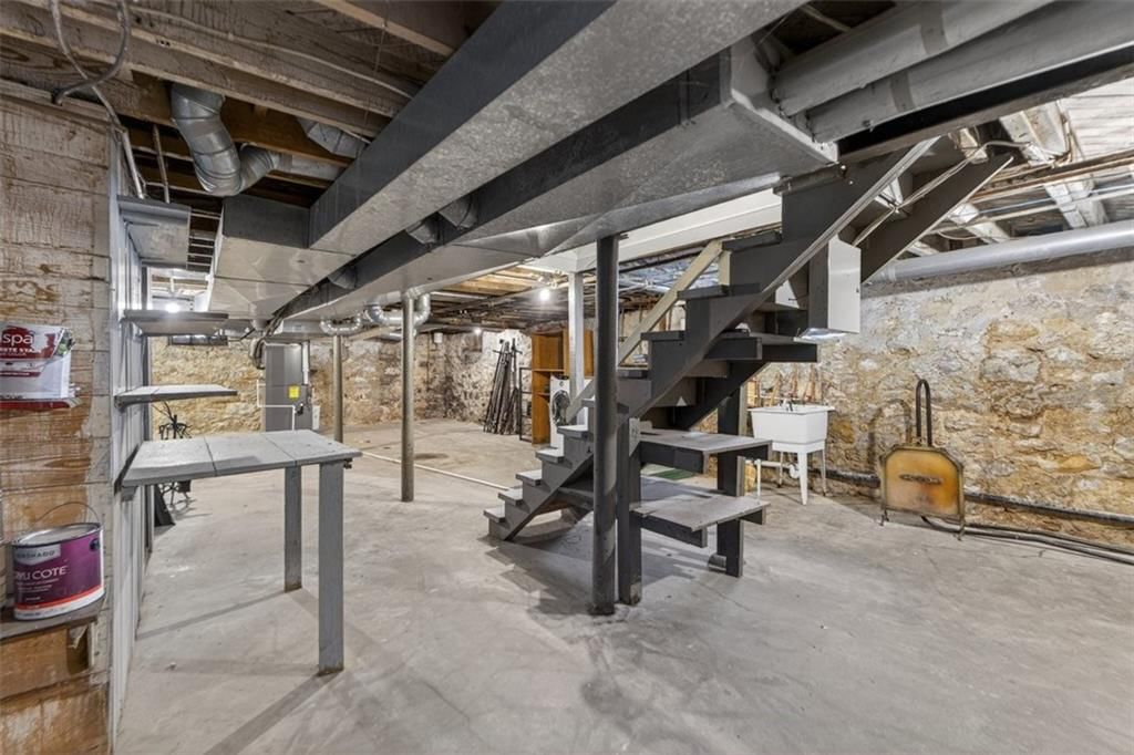2112 W 48th Terrace — photo 35