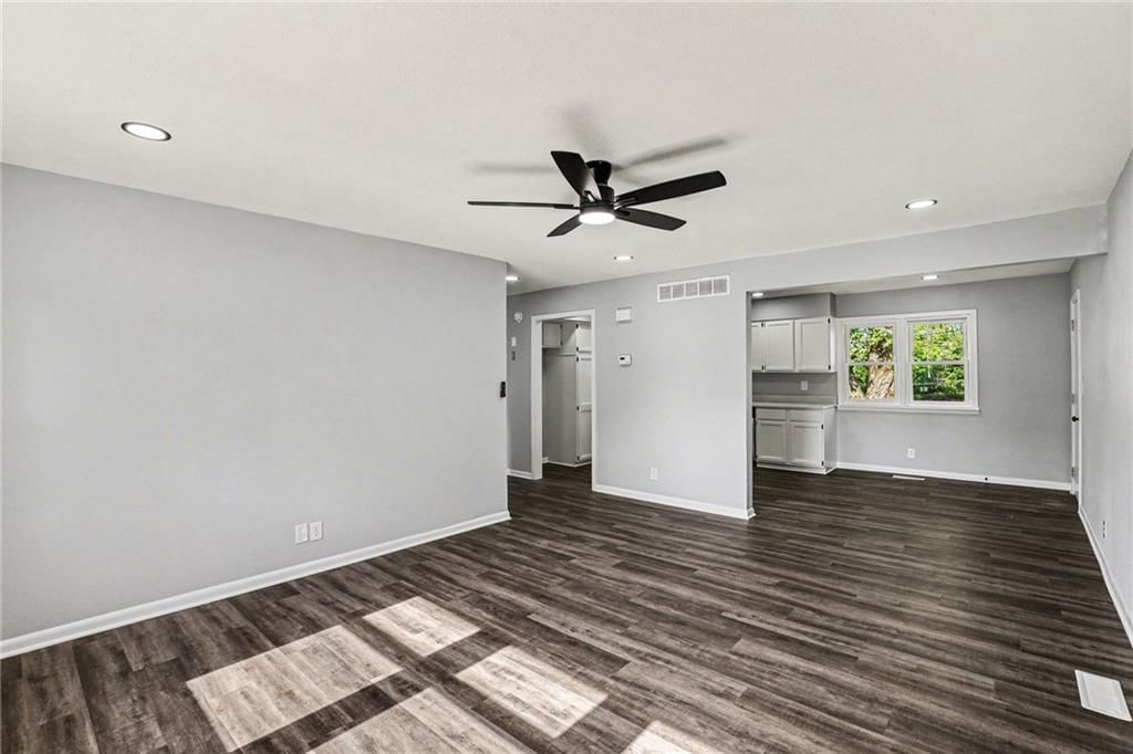 242 S Raum Street — photo 5