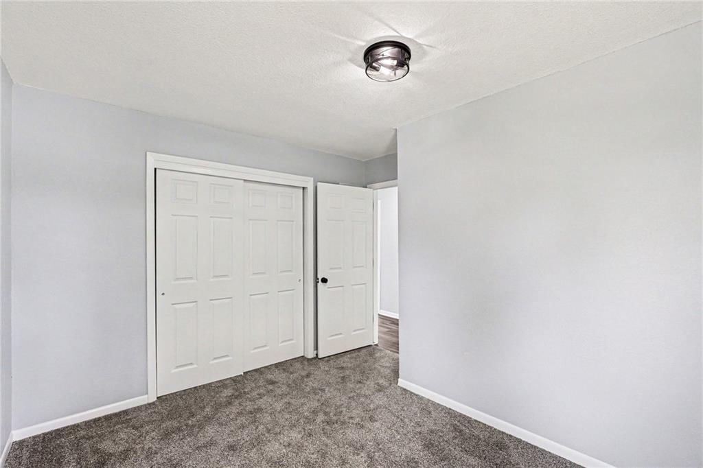 242 S Raum Street — photo 11
