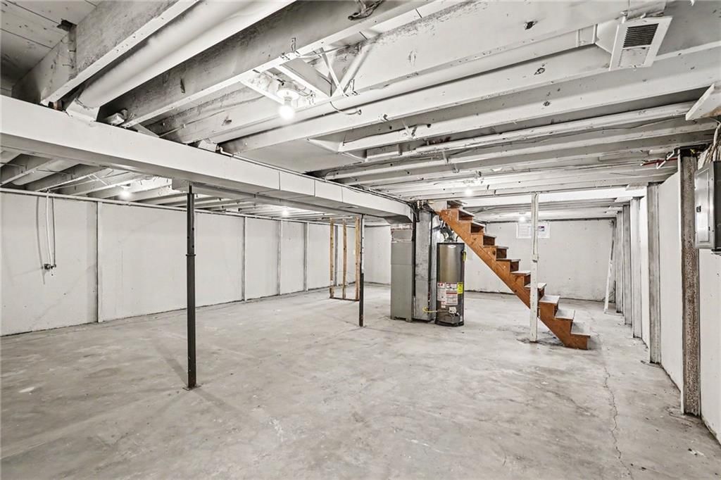 242 S Raum Street — photo 17