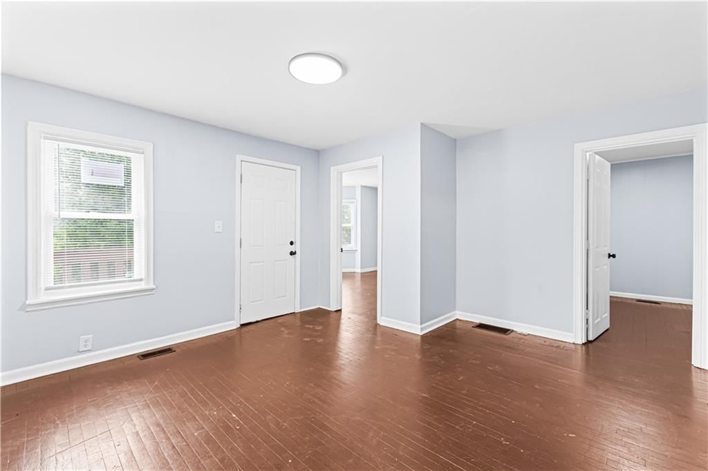 2527 S 13th Street — photo 4
