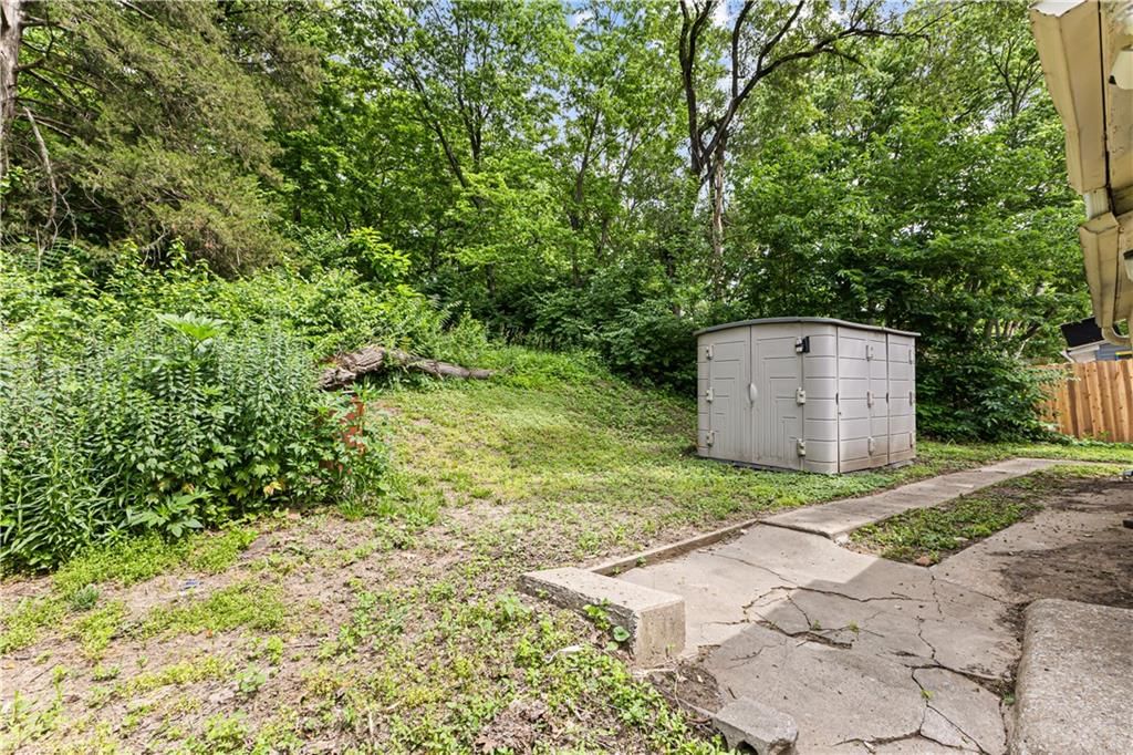 2527 S 13th Street — photo 15