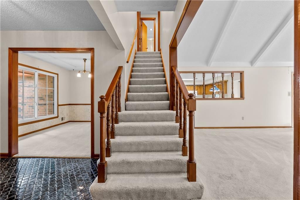 204 NW Cypress Street — photo 36