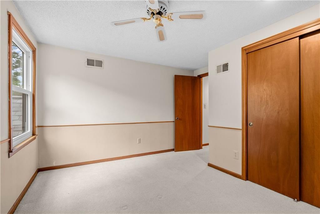 204 NW Cypress Street — photo 37