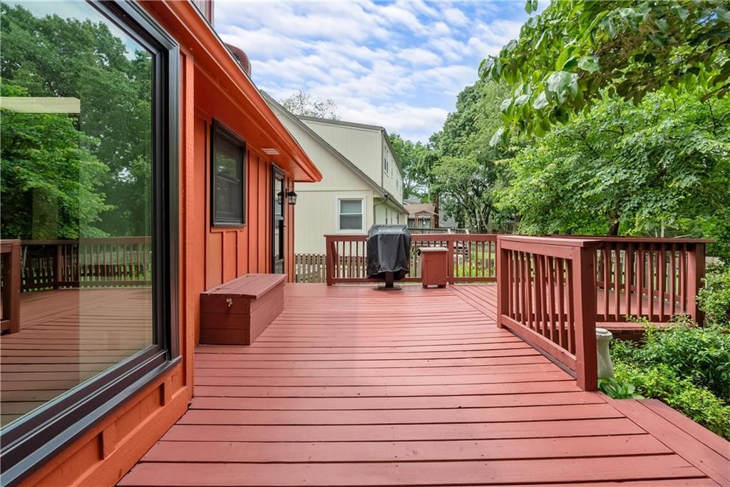 204 NW Cypress Street — photo 48