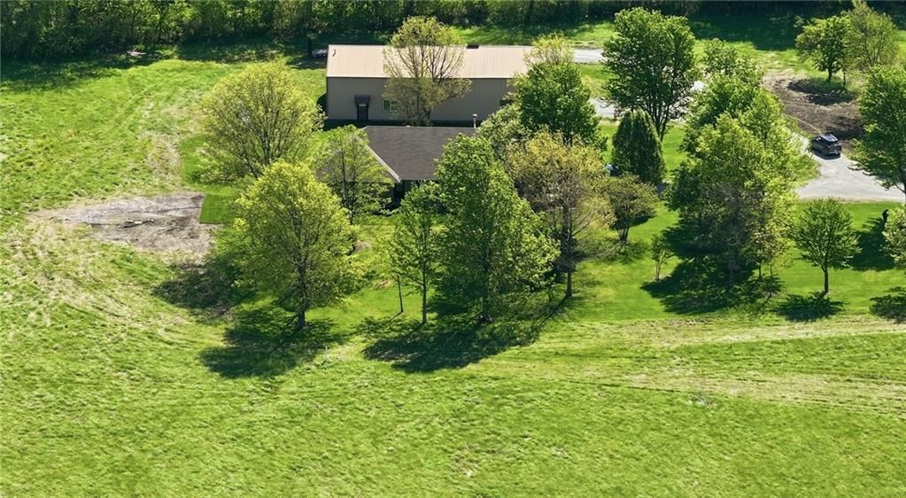 28005 S Belle Plain Road — photo 2