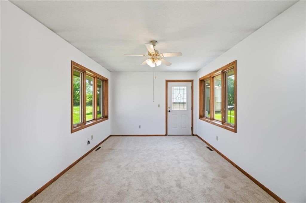 28005 S Belle Plain Road — photo 5
