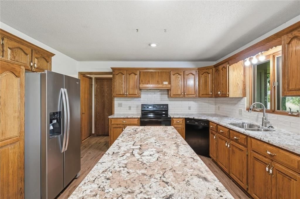 28005 S Belle Plain Road — photo 10