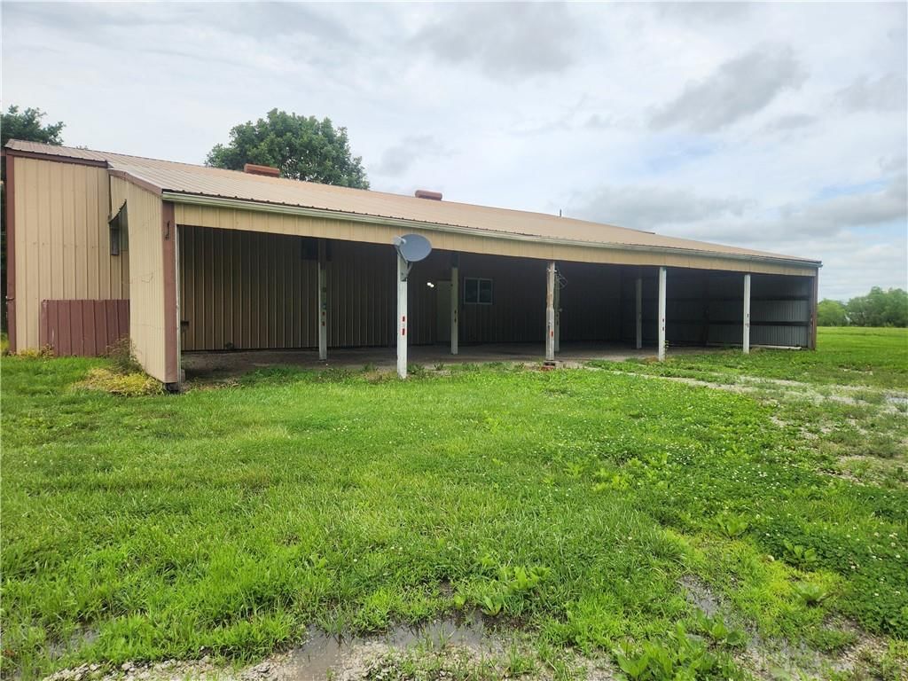 28005 S Belle Plain Road — photo 30