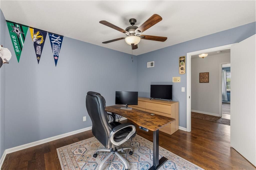 5233 NW Old Pike Road — photo 32