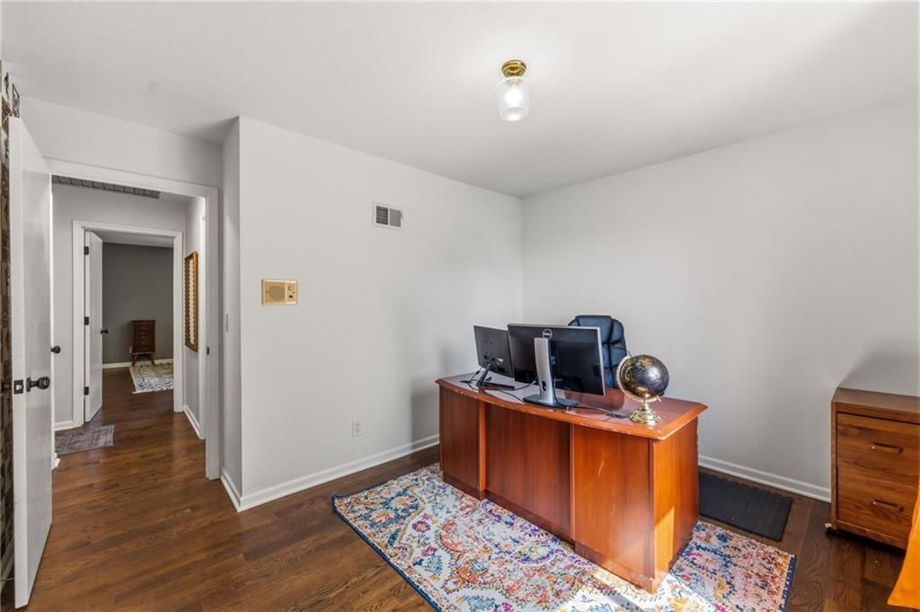 5233 NW Old Pike Road — photo 38
