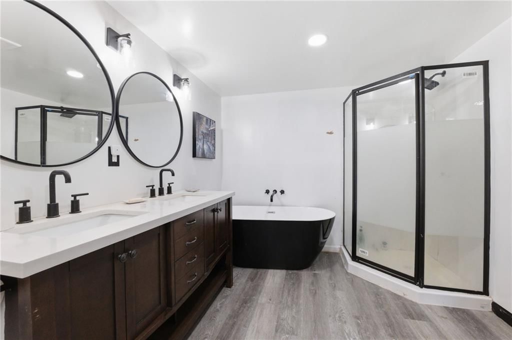 1319 Barnett Avenue — photo 28