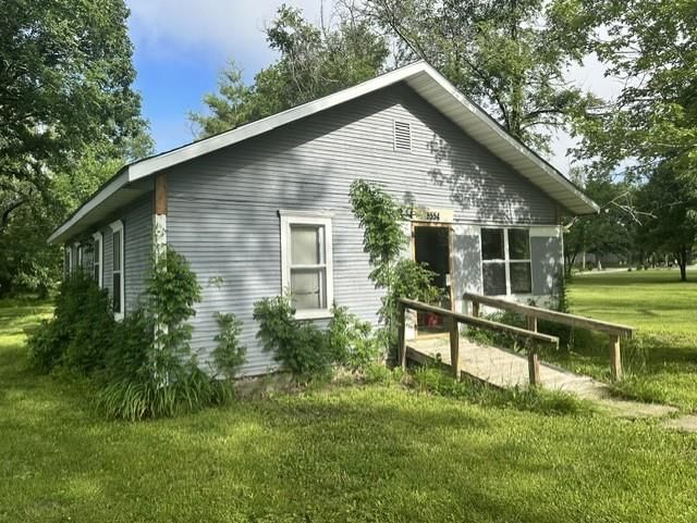 9554 SW Center Street — photo 2