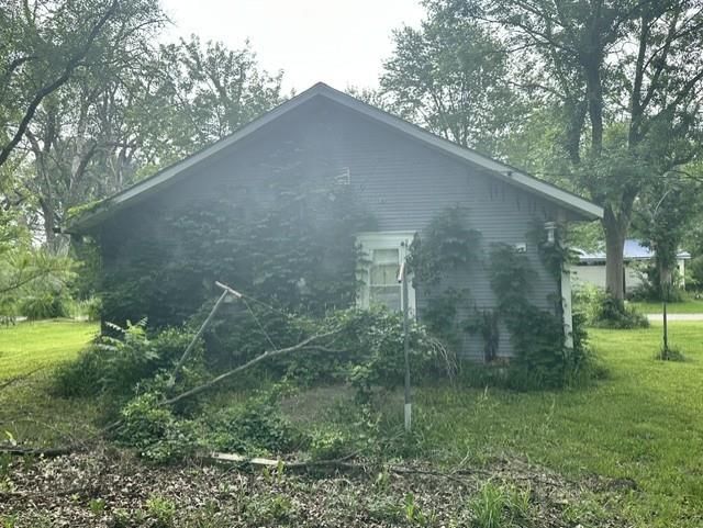 9554 SW Center Street — photo 4