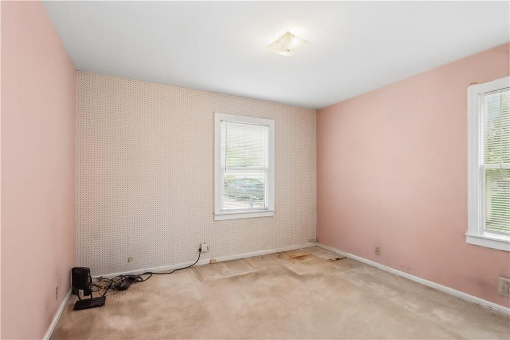 607 NE 67th Place — photo 11