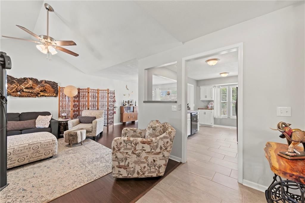 1700 Todd Street — photo 3