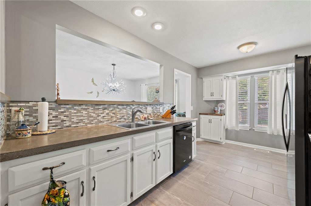 1700 Todd Street — photo 13