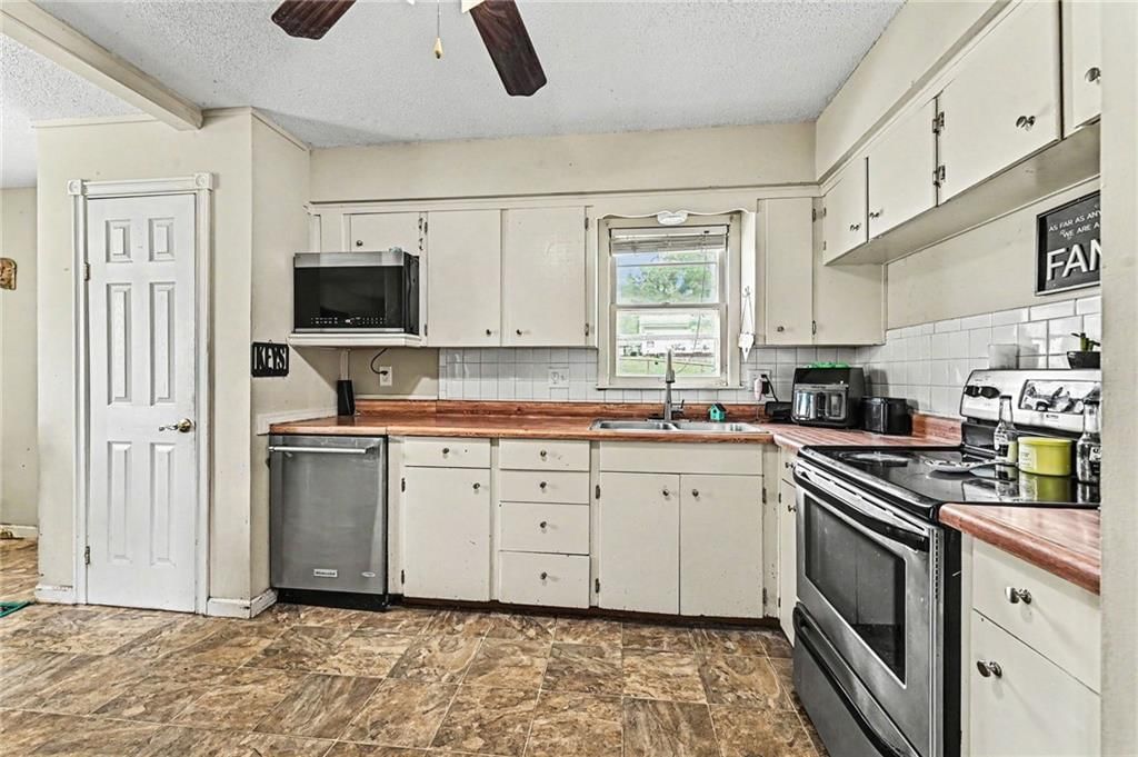 3114 NE 66th Street — photo 9